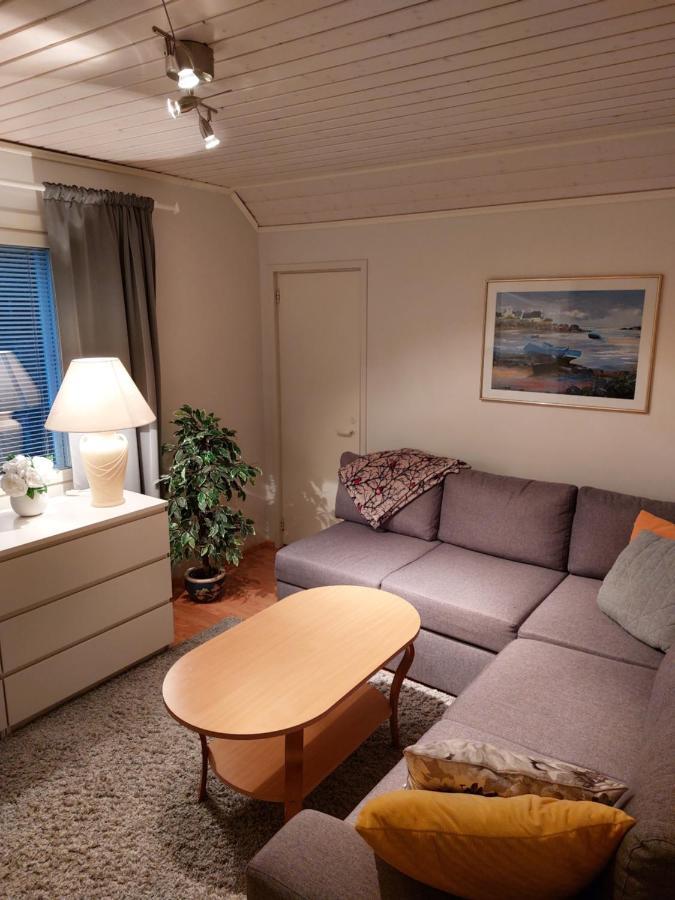 JämsäKoskentien Kotimajoitus & Luxury Glampingアパートメント エクステリア 写真